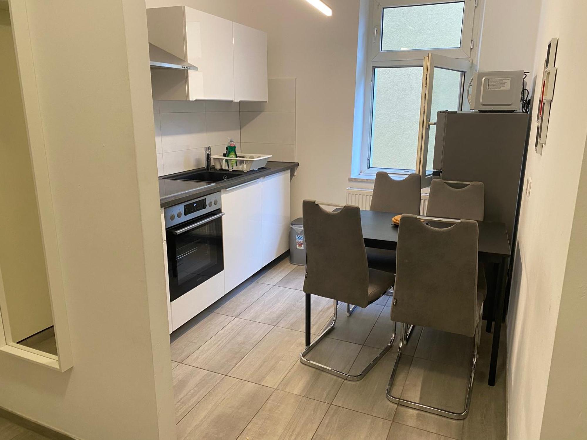 אסן Apartments - Free Parking - Wifi - Kitchen מראה חיצוני תמונה